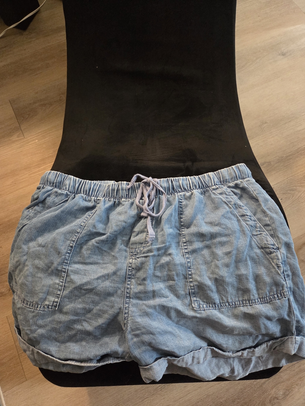 Summer Gardening Beach Light Blue Women's Drawstring Denim-Style Shorts